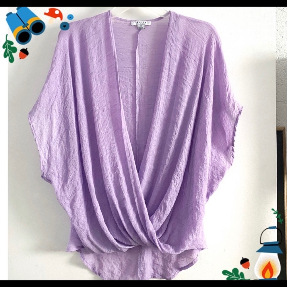 FavLux lavender surplice top!